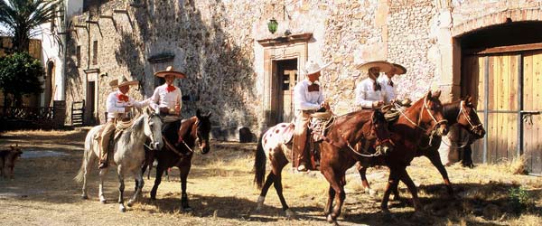 RandonnÃ©e Ã©questre d'hacienda en hacienda au Mexique