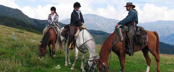 Randonnée des balkans vers les Peeshti Skali, Bulgarie