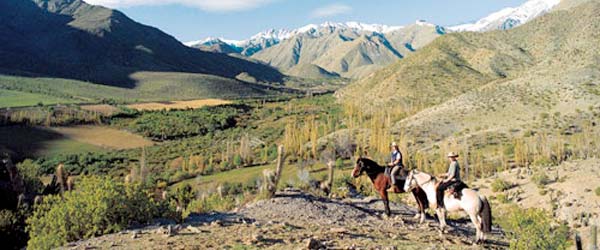 Randonnée équestre itinérante sur le sentier des Incas au Norte Chico, Chili.