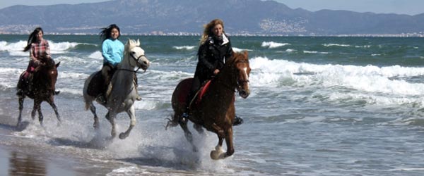 Randonnée à cheval de la montagne à la mer, Catalogne, Espagne