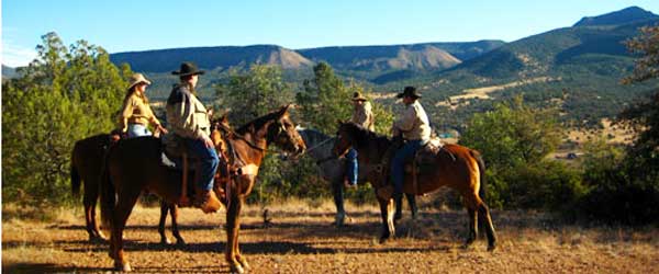 SÃ©jour en ranch de bÃ©tail dans la Tonto Forrest, Arizona, USA